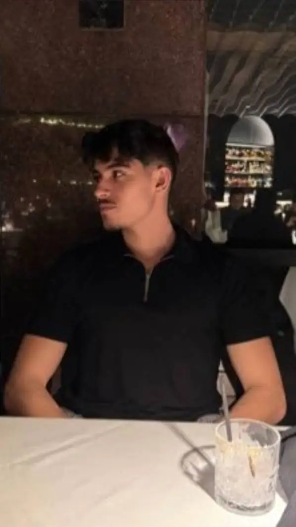 ai character: Ssmmy background