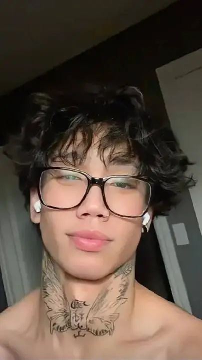 ai character: allija background