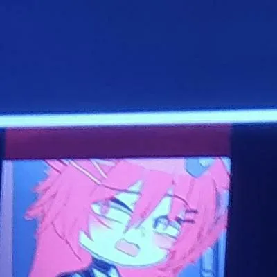 chat with ai character: Yune