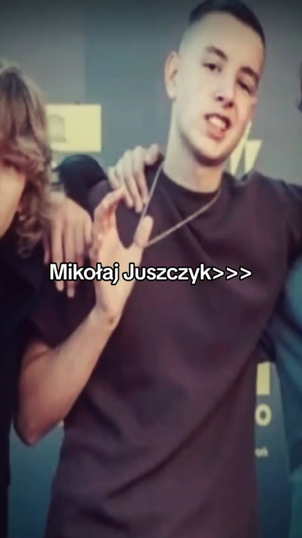 ai character: Mikołaj Juszczyk background