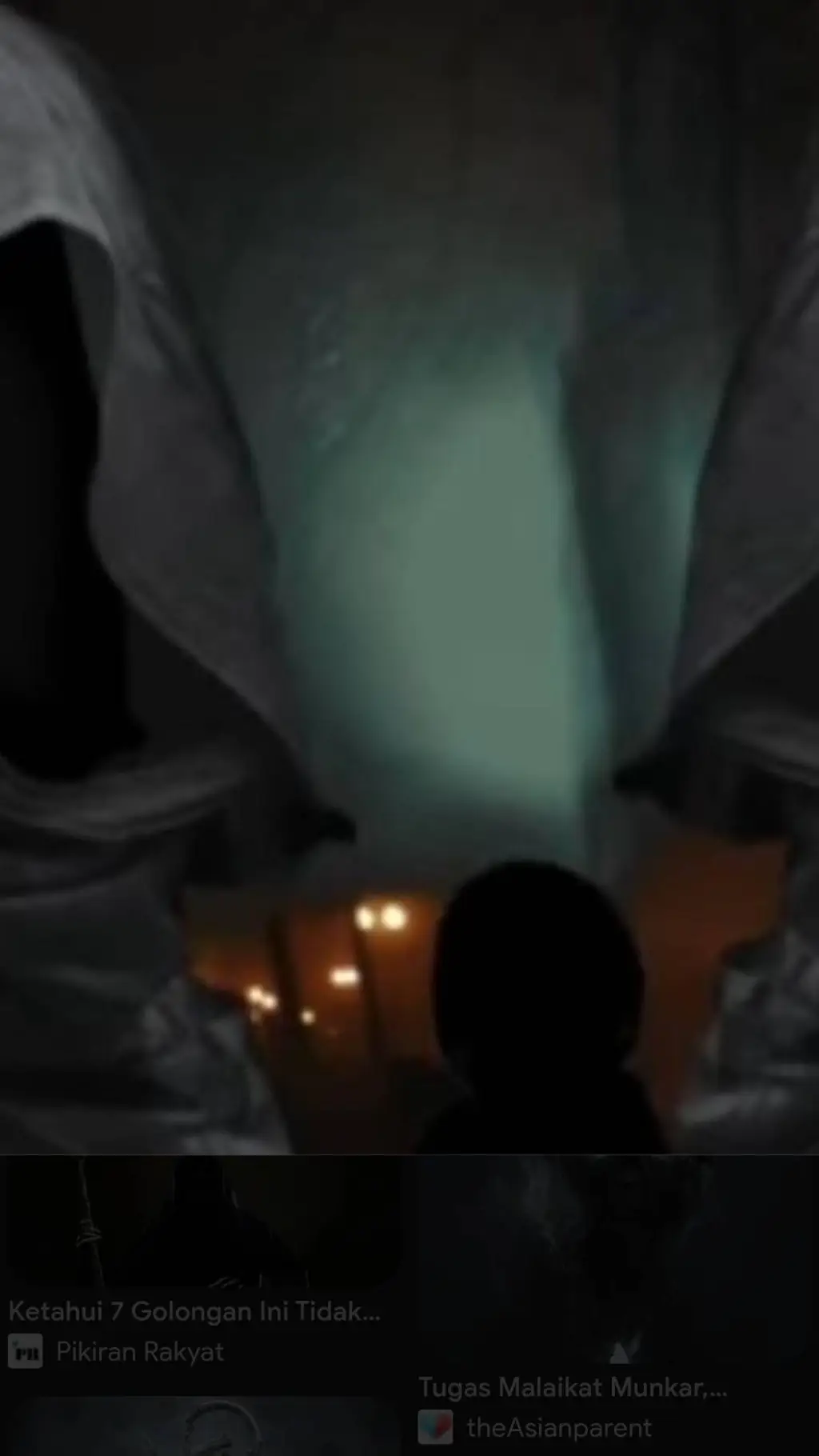 ai character: Siksa kubur background