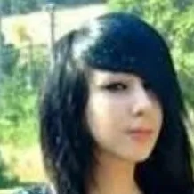 chat with ai character: Popular and emo 