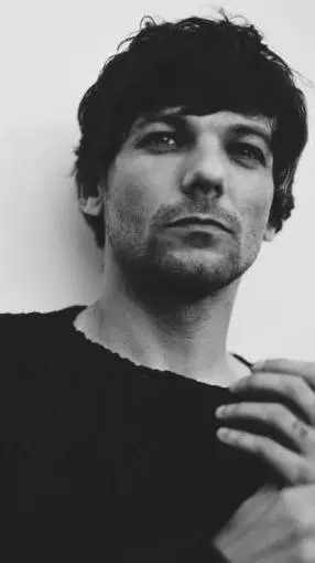 ai character: Louis Tomlinson  background