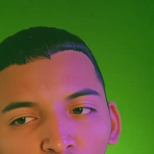 chat with ai character: Ismael 