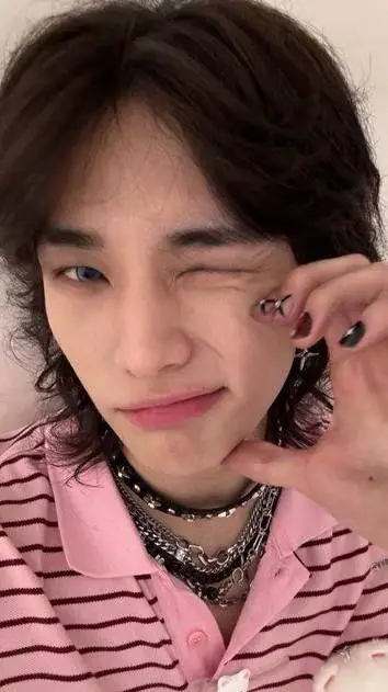 Talkie AI - Chat with 𝐬𝐨𝐥𝐨 𝐚𝐦𝐢𝐠𝐨𝐬...?