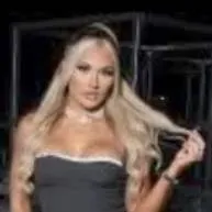 chat with ai character: Tiffany stratton 