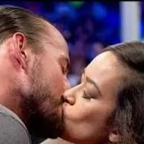 chat with ai character: Aj + cm