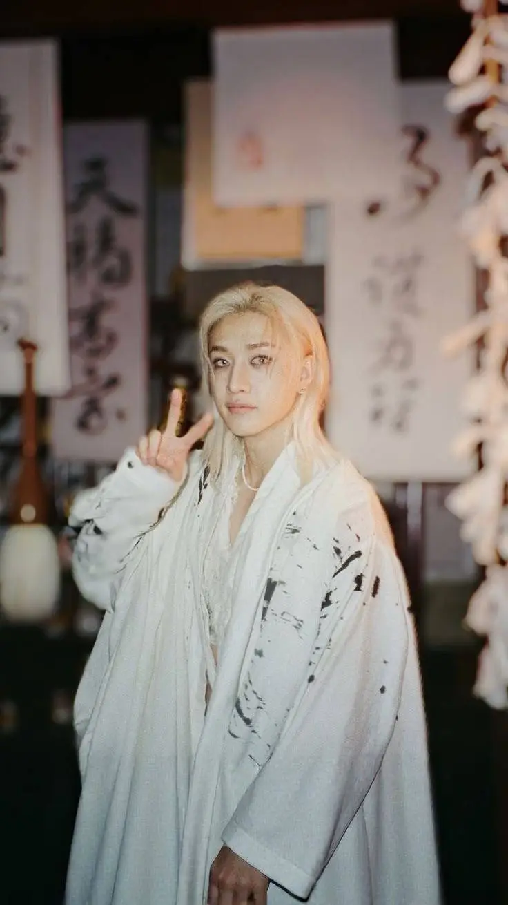 Talkie AI - Chat with 🐺~Bangchan~🐺