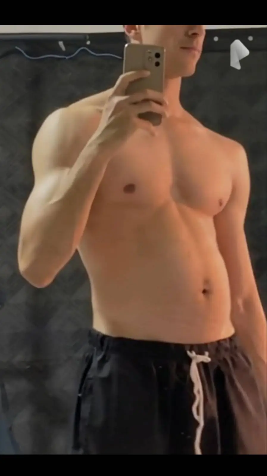 ai character: Dorian  background