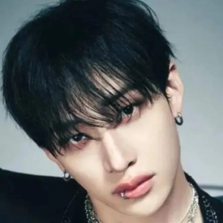 chat with ai character: Bangchan (pirate)