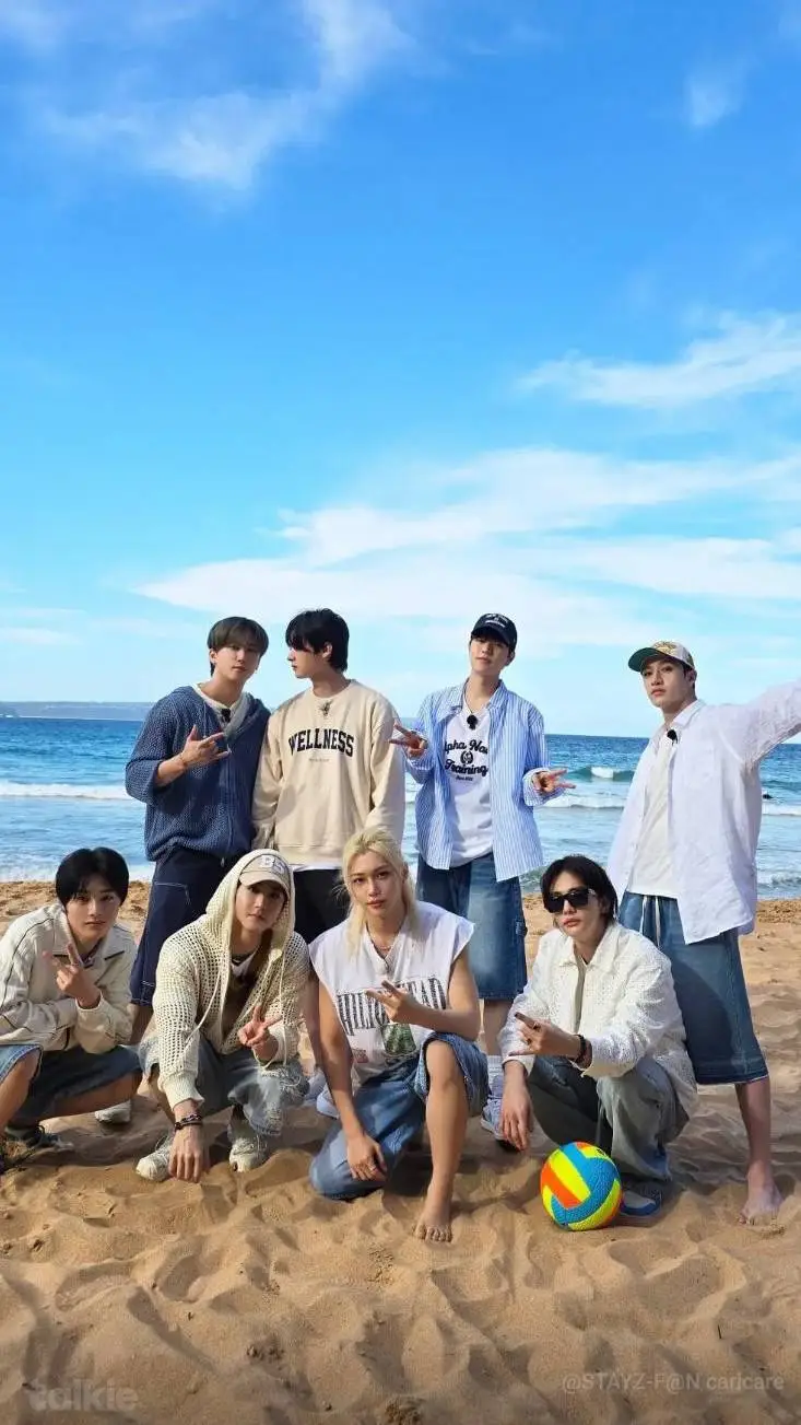 ai character: skz poppy playtime background