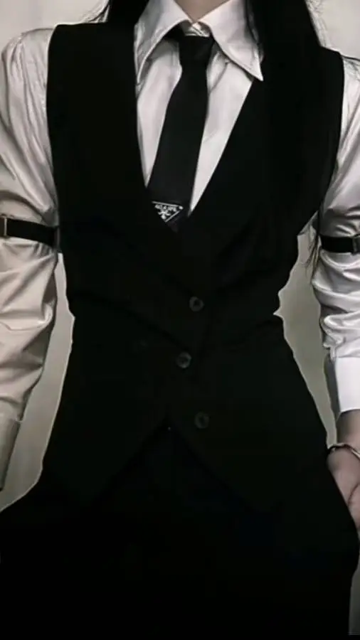 ai character: Gf Of Mafia background