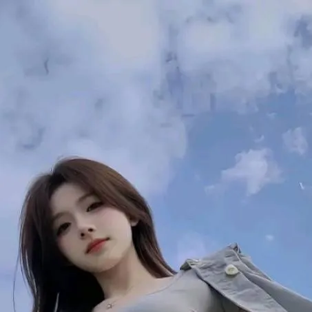 chat with ai character: Korean GF 2