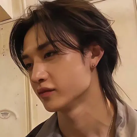 chat with ai character: Ⴆαnɠƈhαɳ .ᐟ.ᐟ