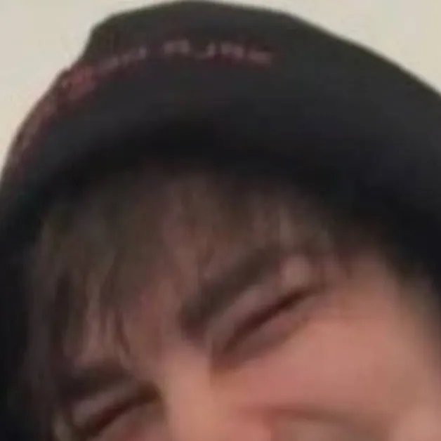 chat with ai character: ♡☆COLBY BROCK☆♡