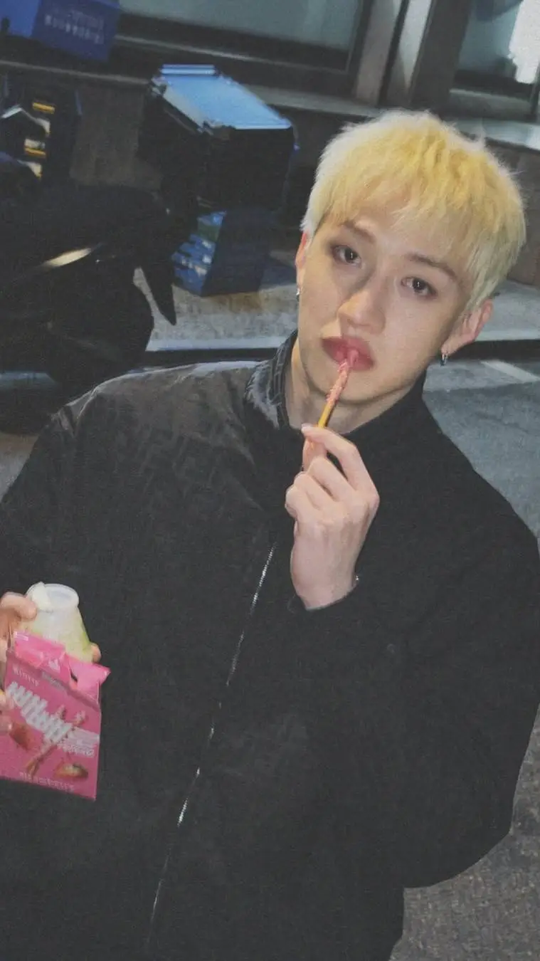 ai character: bangchan  background