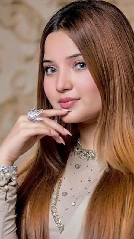 ai character: Rabeeca  background