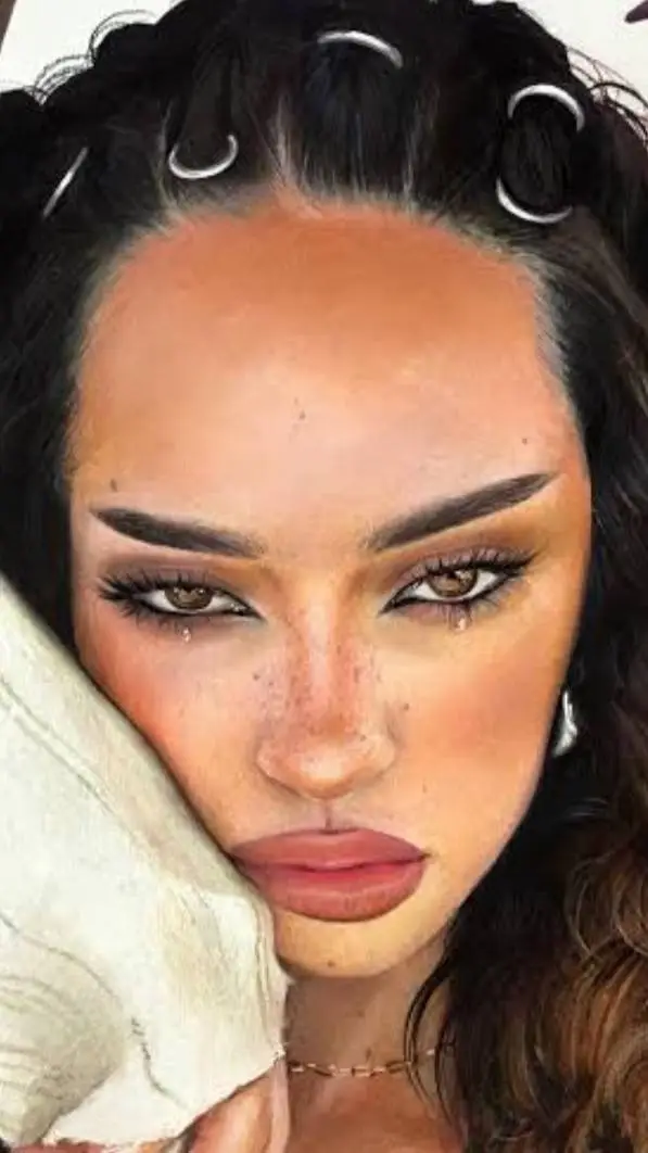 ai character: Daniela(KaTsEyE♥️) background