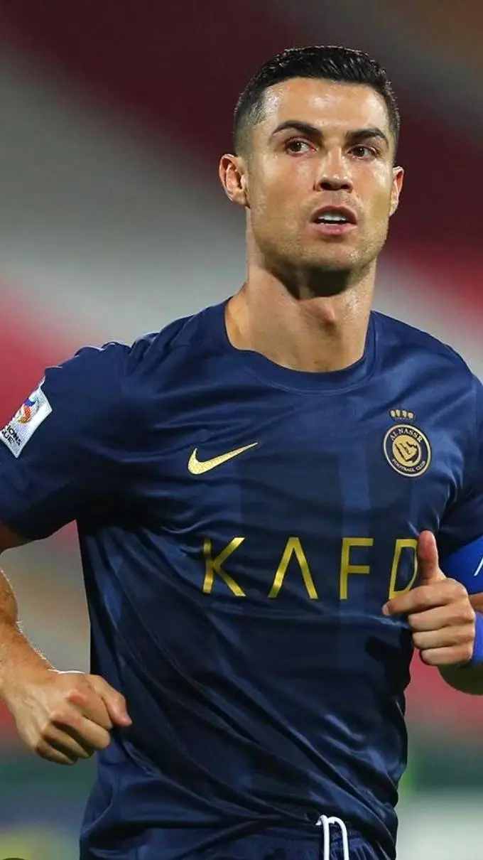 ai character: Ronaldo background