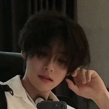 chat with ai character: Mateo Flores