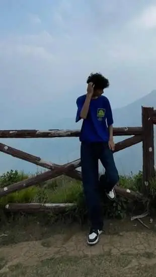 ai character: Esteban González background