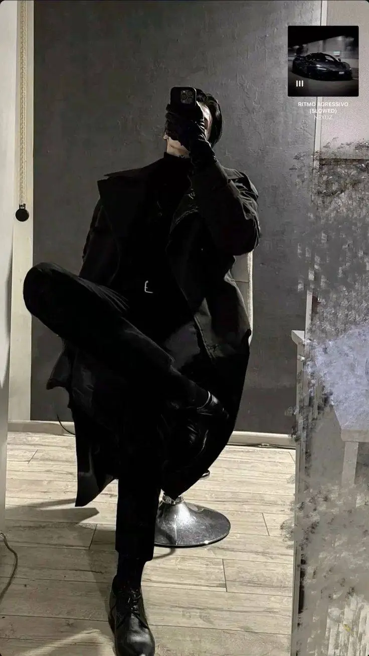 ai character: Leonardo Bitencour background