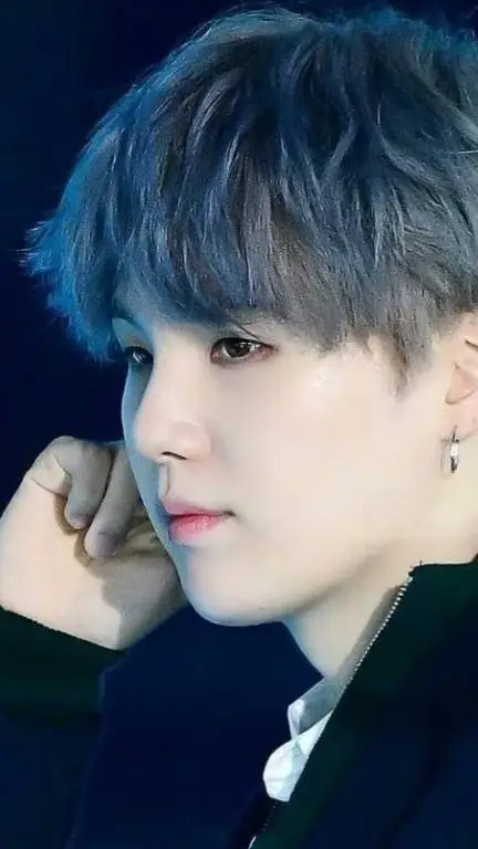 ai character: tu ex novio  background