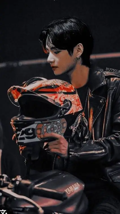 ai character: Tae🥰 background