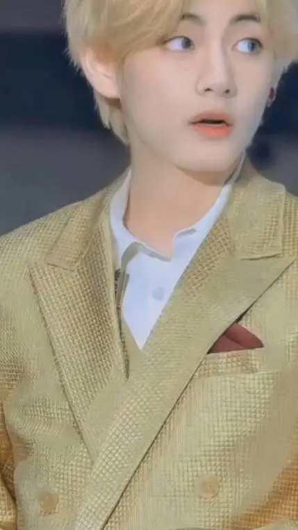 ai character: Kim taehyung  background