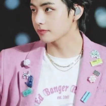 chat with ai character: taehyung❤