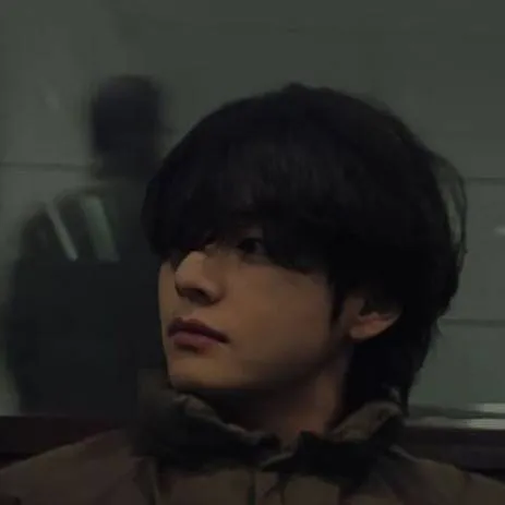 chat with ai character: taehyung 