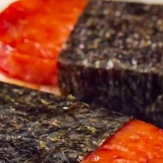 chat with ai character: Musubi (food)