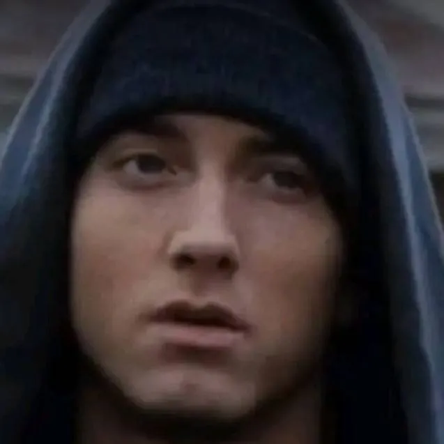 chat with ai character: Eminem