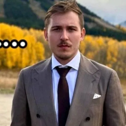 chat with ai character: Gaege Gibson