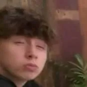 chat with ai character: jakey Davies❤