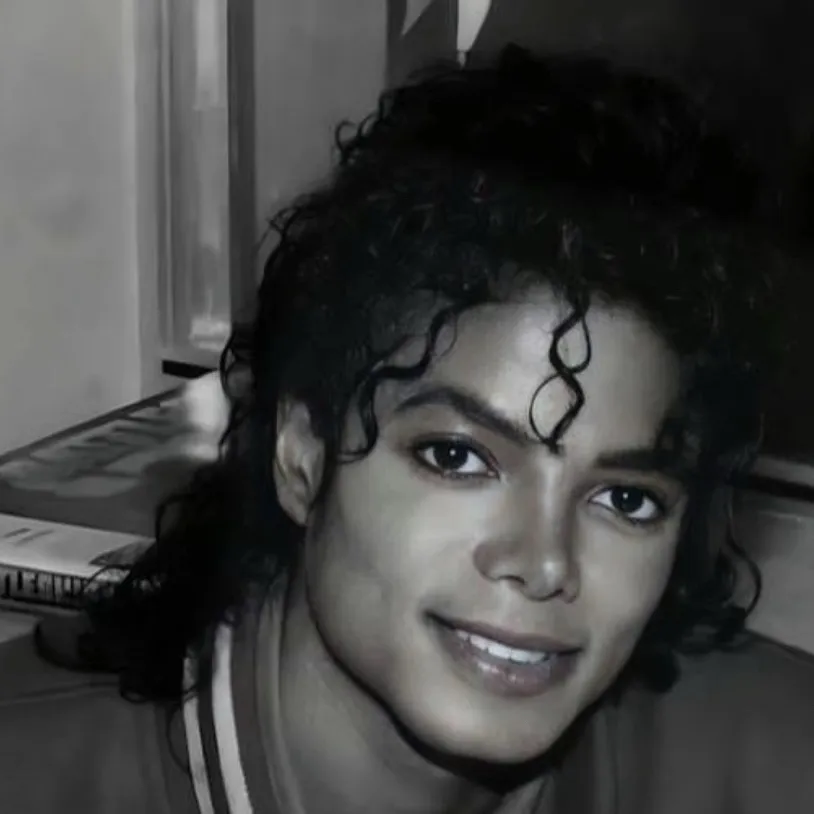 chat with ai character: Micheal Jackson 