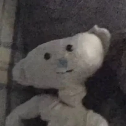 chat with ai character: BEAR