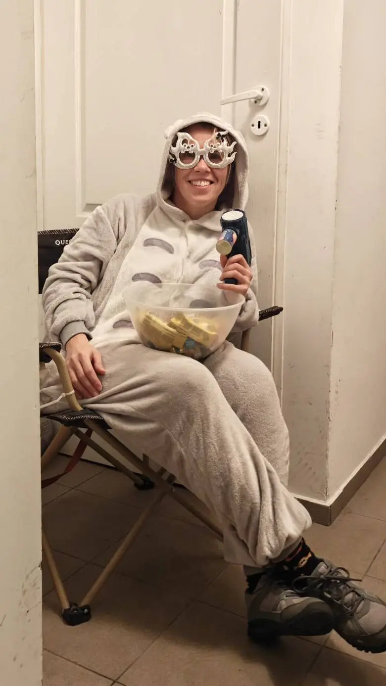 ai character: Frye background