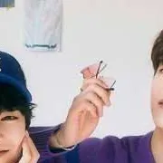 chat with ai character: SeungIN 