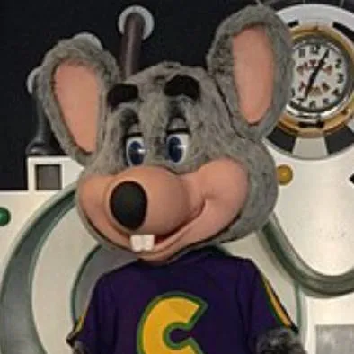 chat with ai character: Chuck e.chesse
