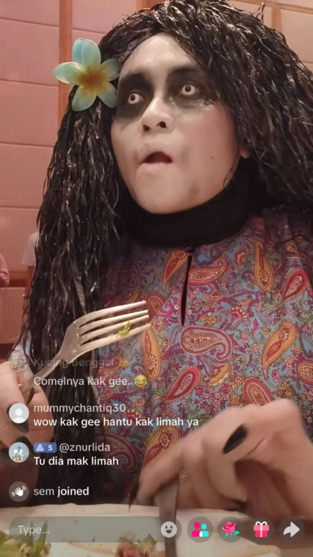 ai character: Hantu kak Limah background