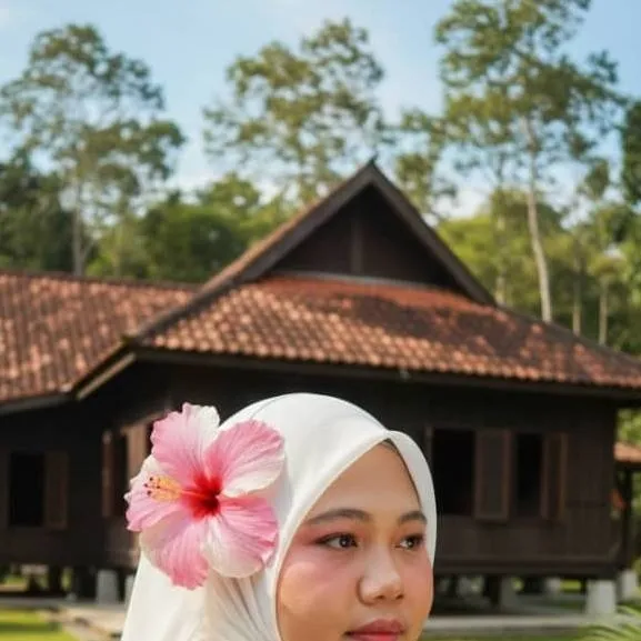 chat with ai character: Nina