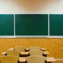 chat with ai character: Class
