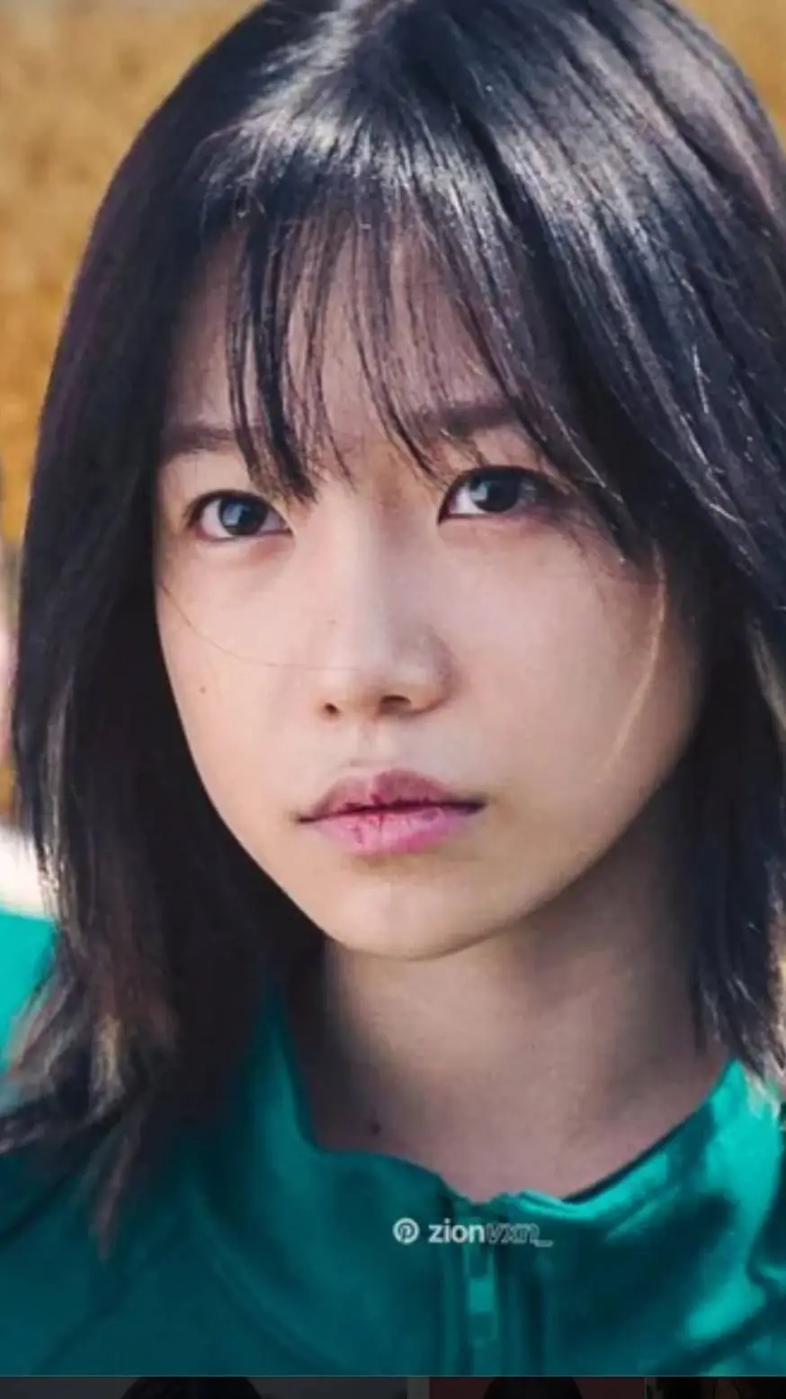ai character: Kim Jun-Hee (222)  background