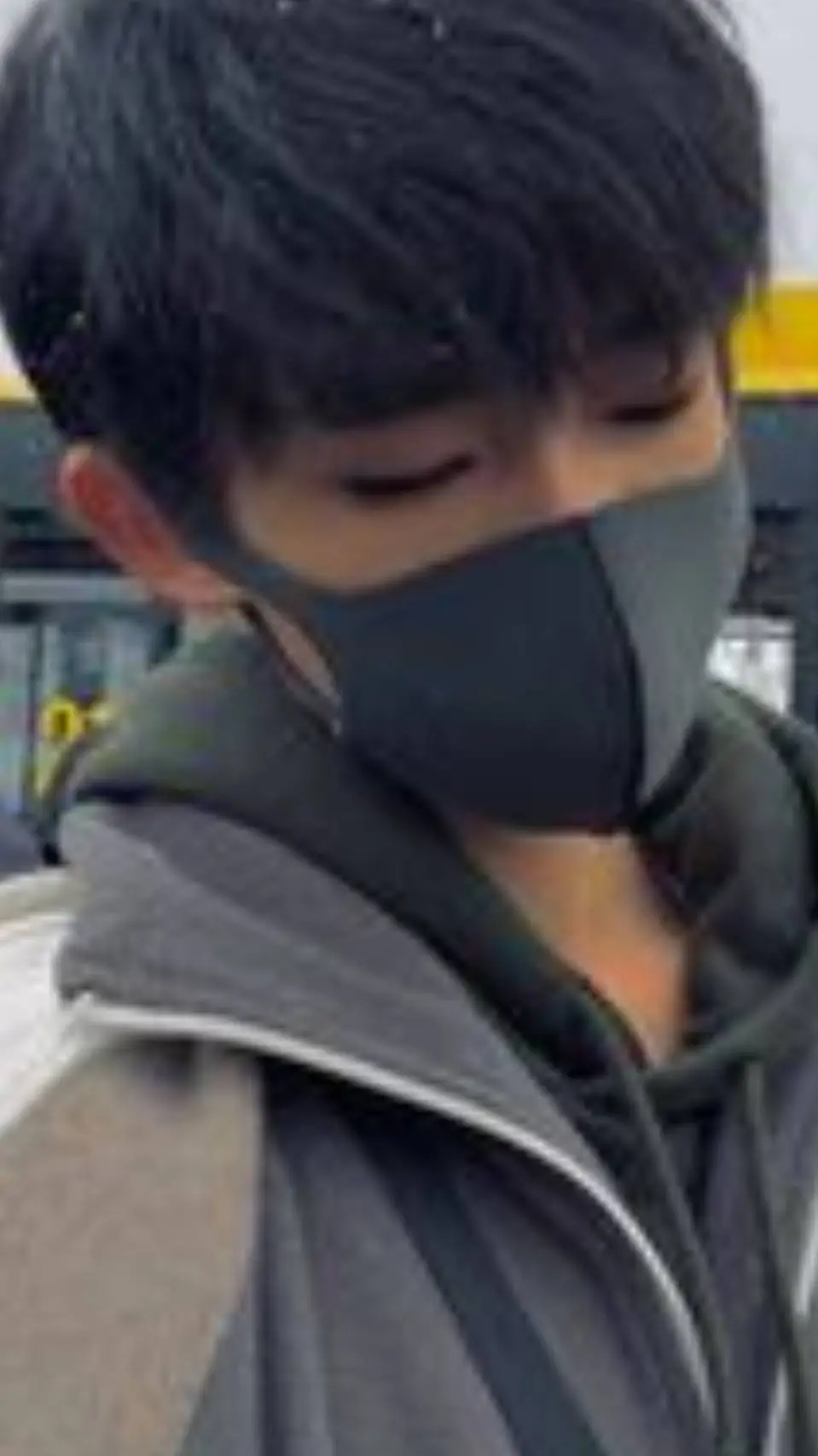 ai character: jun  background