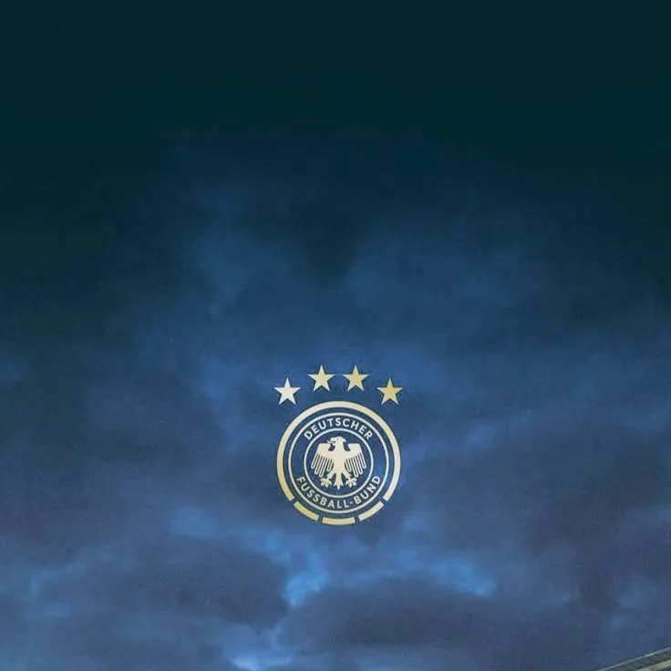 chat with ai character: DFB Fußball