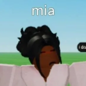 chat with ai character: mia