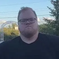 chat with ai character: война