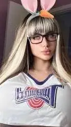 ai character: Adriana Alencar  background