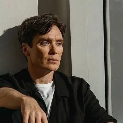 chat with ai character: Cillian Murphy